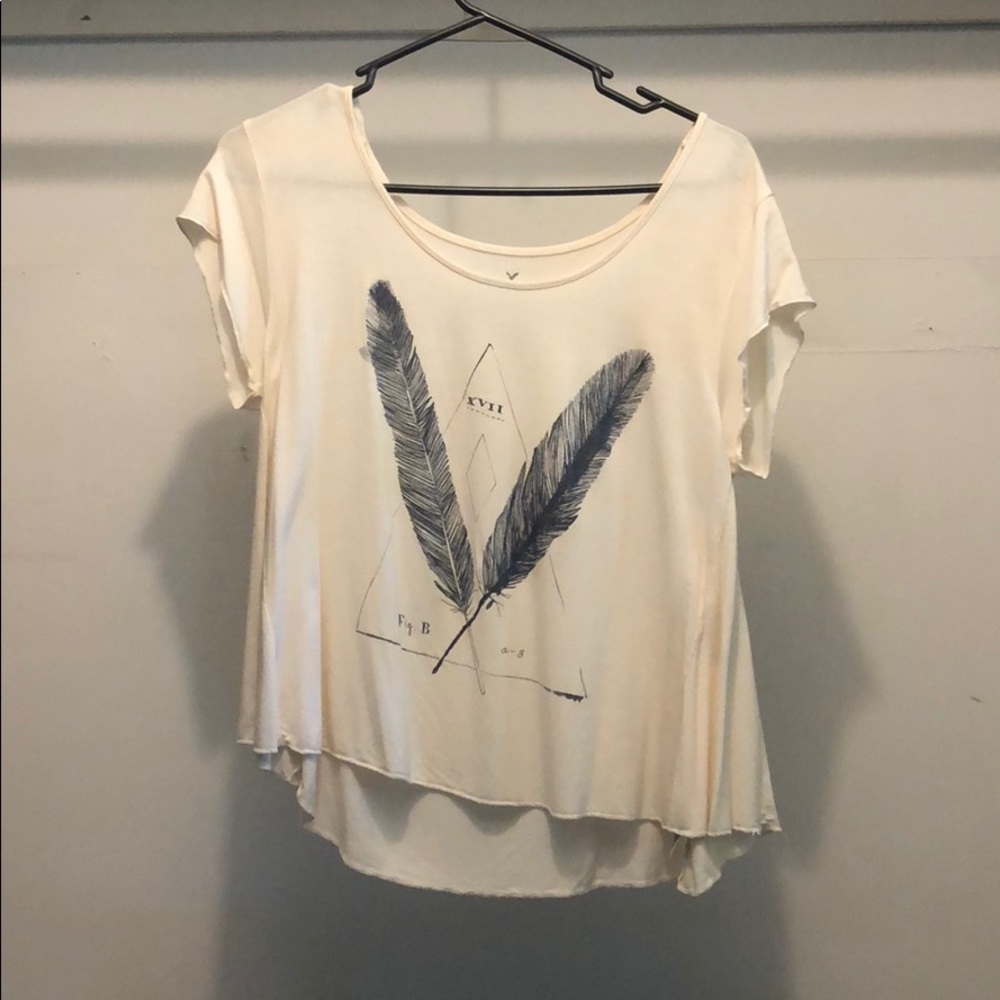 American eagle flowy T-shirt